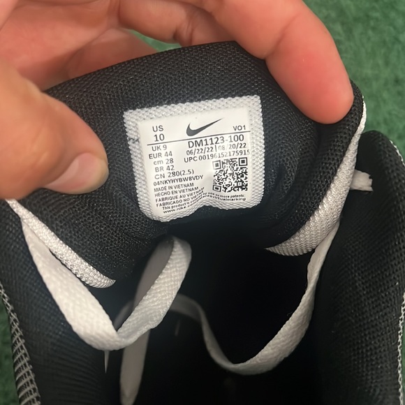 Lebron witness Vll size 10 - Picture 6 of 6